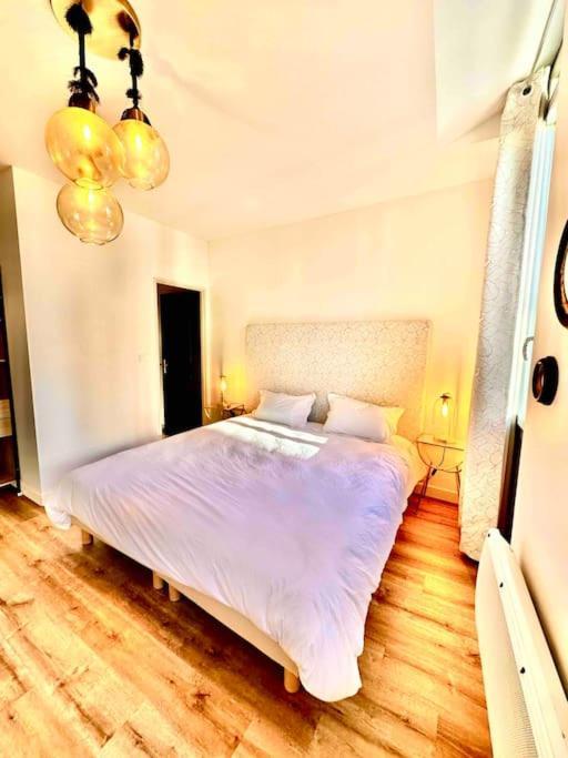 Elegance Lauragaise * Wifi * Netflix * Terrasse Apartment Villefranche-de-Lauragais Exterior photo